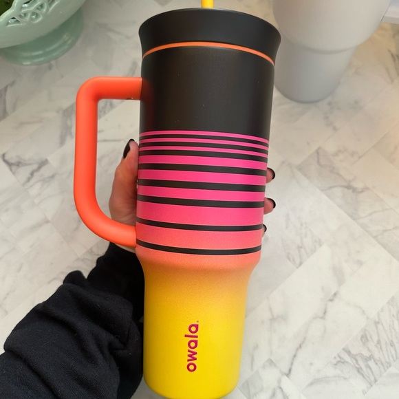 Owala Special Edition West Coast Tumbler - Picture 2 of 5